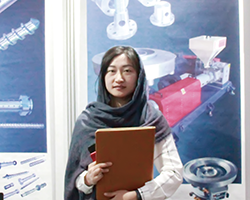 德玛吉王婷婷