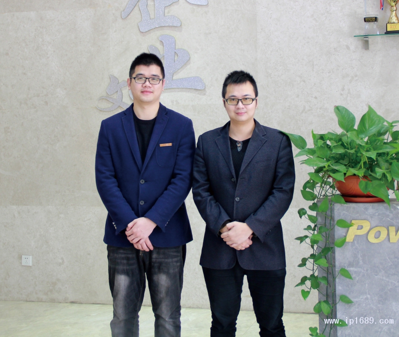 佛山市宝捷精密机械有限公司油电混合项目经理麦广鹏(左)薄壁项目经理区本坚(右)