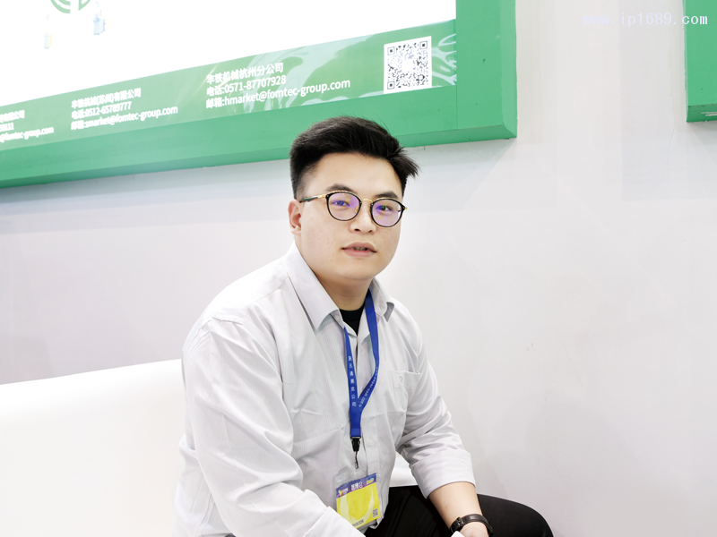 丰铁塑机(苏州)有限公司销售经理吴隽海