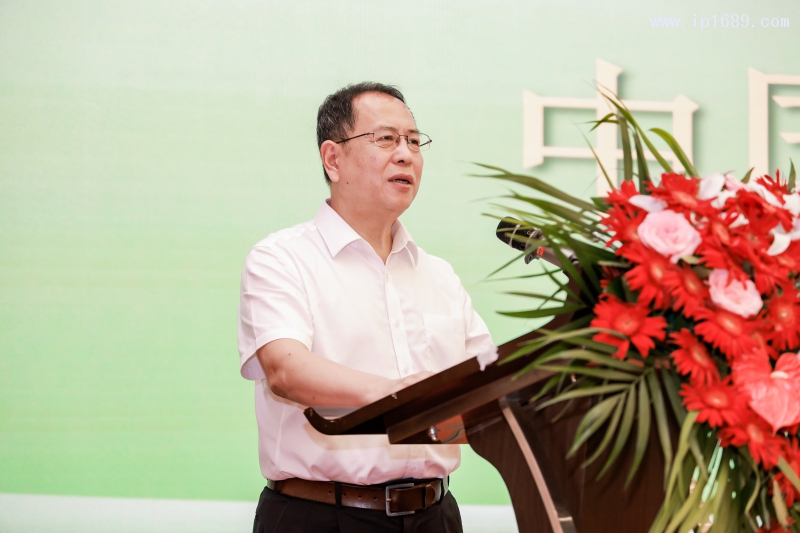 中国塑料加工工业协会理事长王占杰