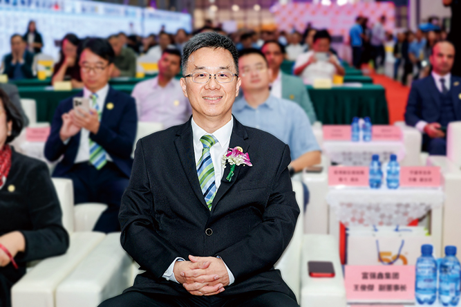 富强鑫（宁波）机器制造有限公司董事长王俊杰